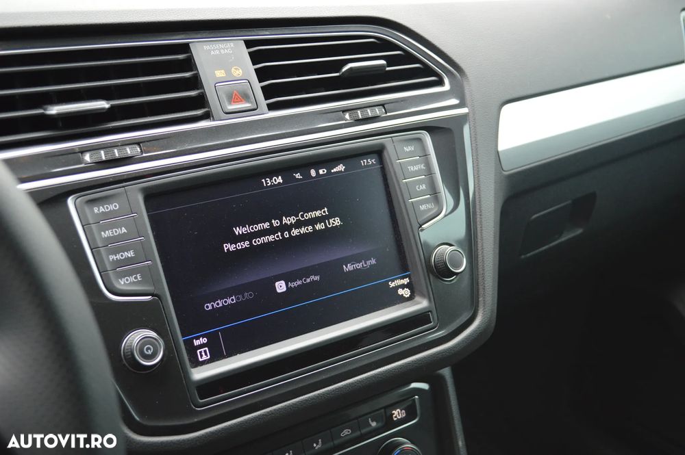 Volkswagen Tiguan 2.0 TDI 4Mot DSG Comfortline - 32