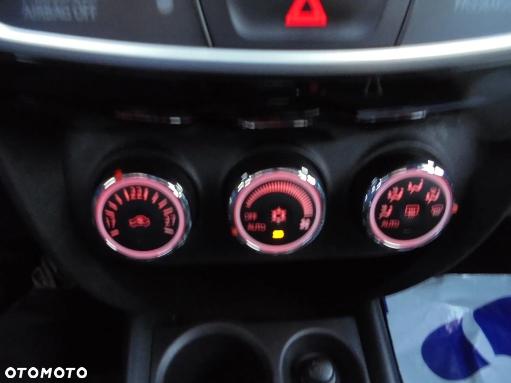 Mitsubishi ASX 1.8 DI-D 2WD Comfort Edition - 22