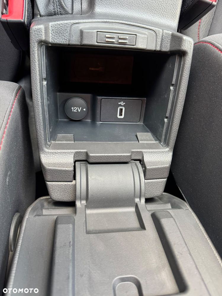Ford Focus 1.0 EcoBoost ST-Line Black ASS - 25