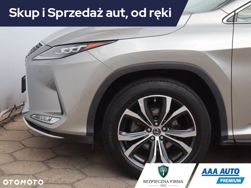 Lexus RX - 16