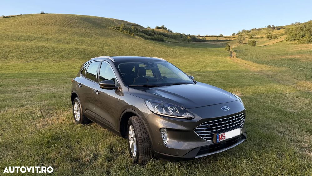 Ford Kuga 2.5 Duratec FHEV FWD Titanium - 8