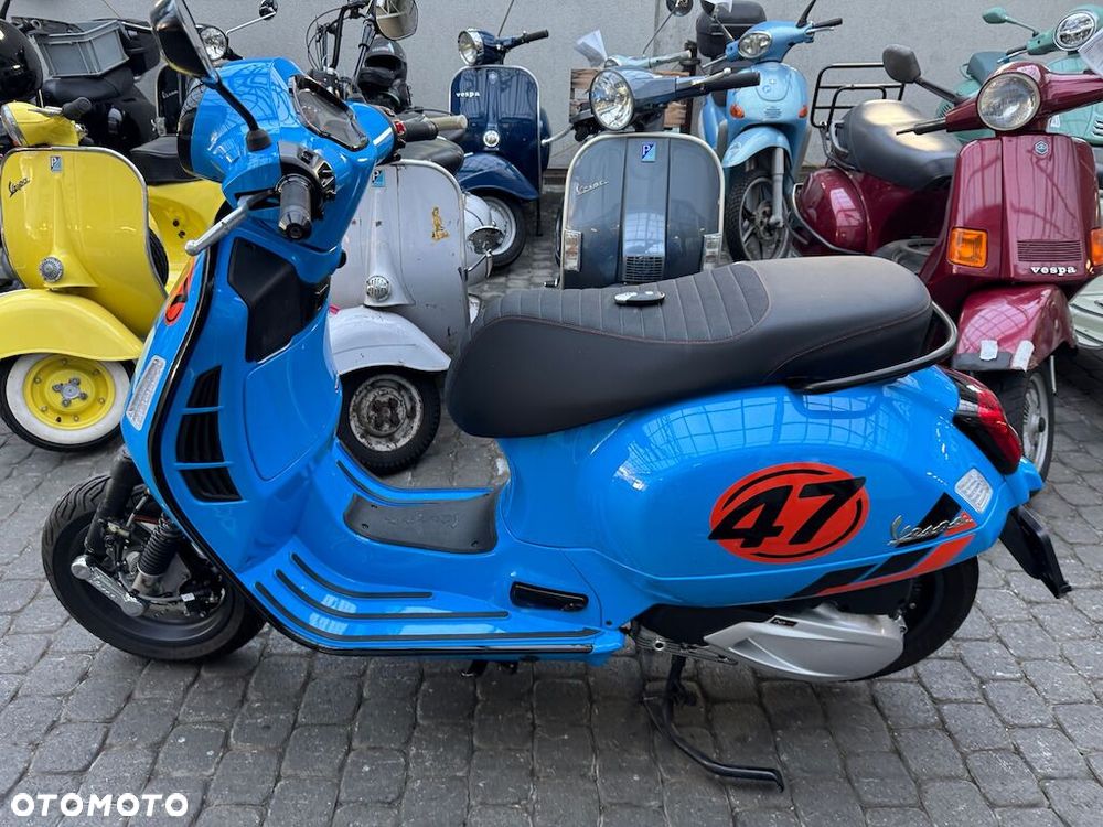 Piaggio Vespa - 1