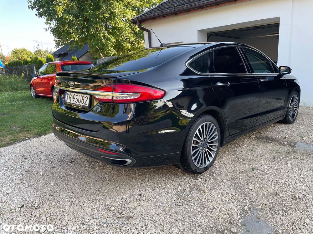 Ford Fusion - 5