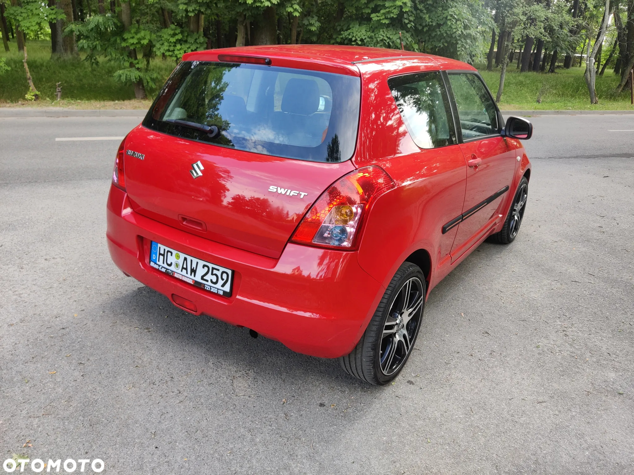 Suzuki Swift 1.3 Classic - 4