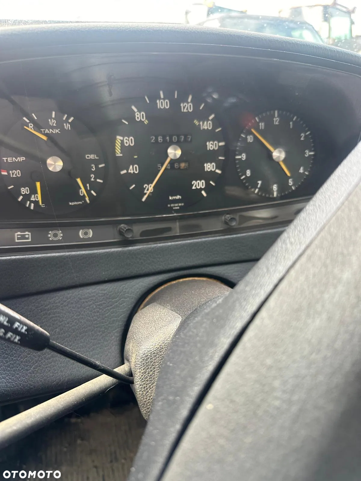 Mercedes-Benz W123 - 10