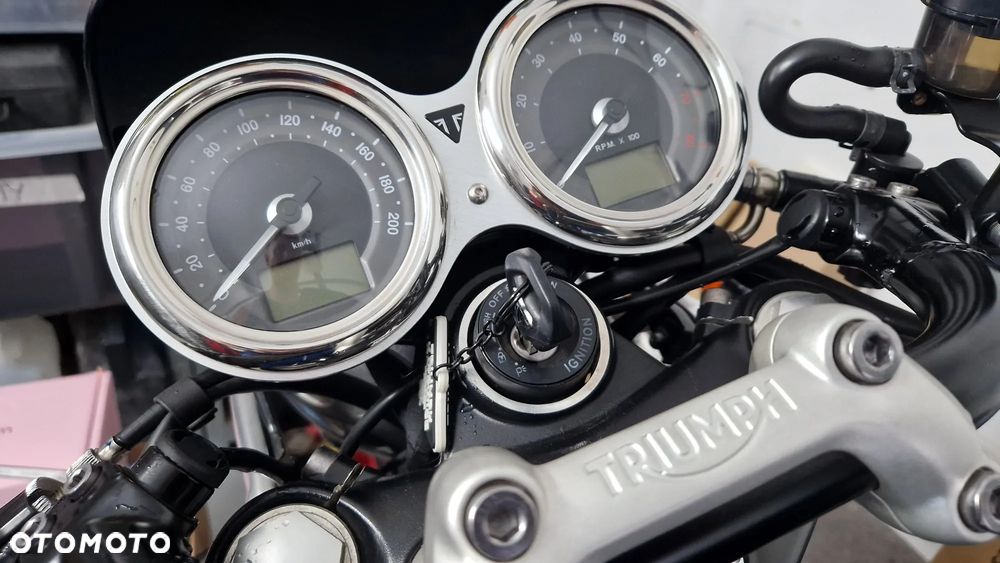 Triumph Speed Twin - 20