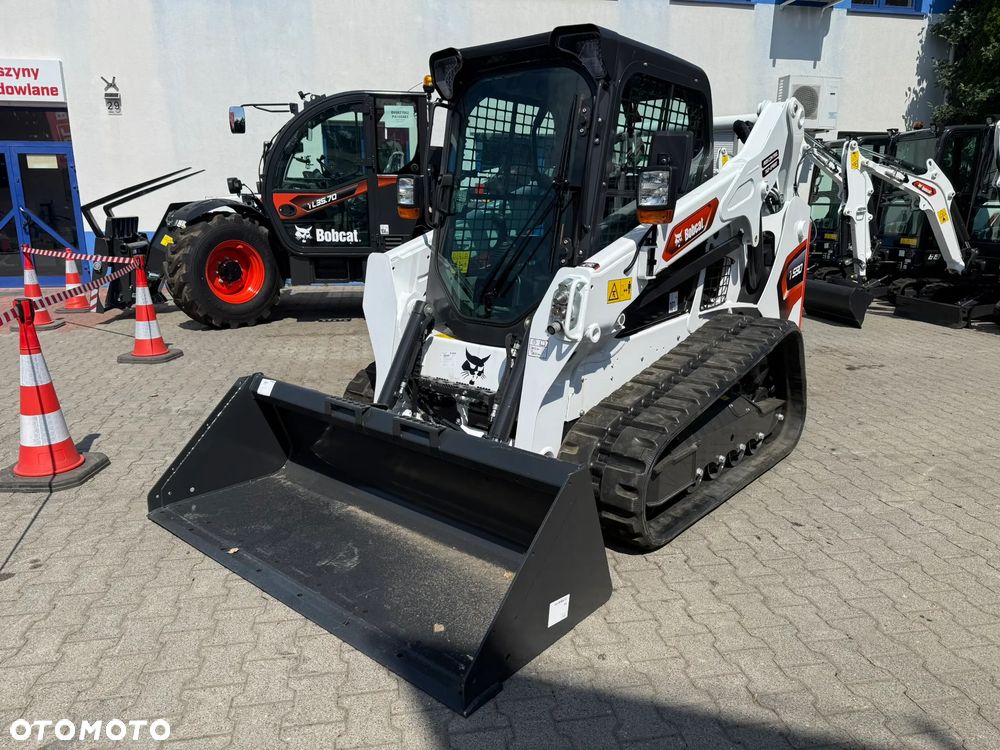 Bobcat T590 - 3