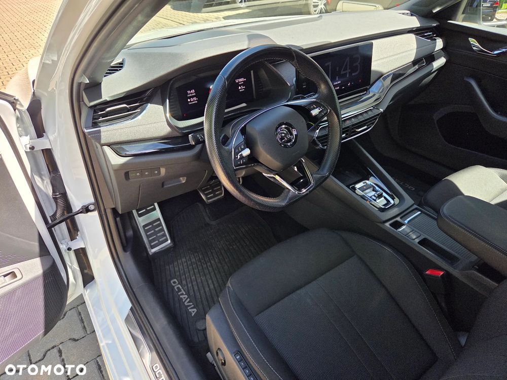 Skoda Octavia 2.0 TDI 4x4 Style DSG - 11