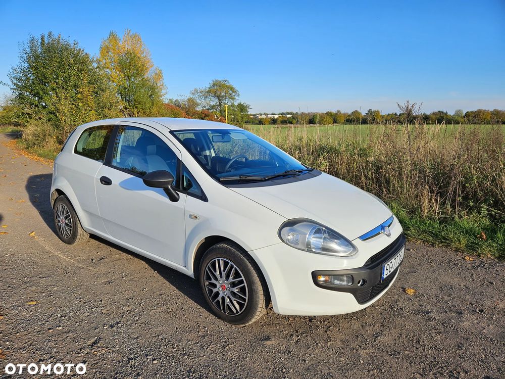 Fiat Punto Evo 2010 photo 4