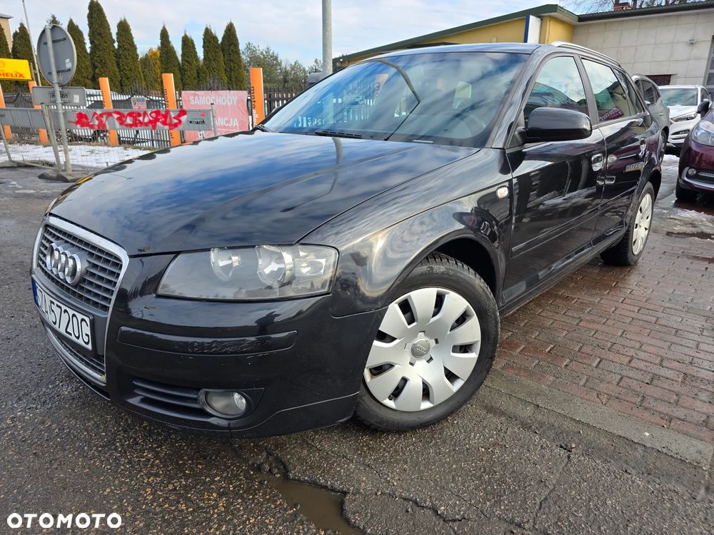Audi A3 Sportback 2.0 TDI DPF quattro Attraction - 1