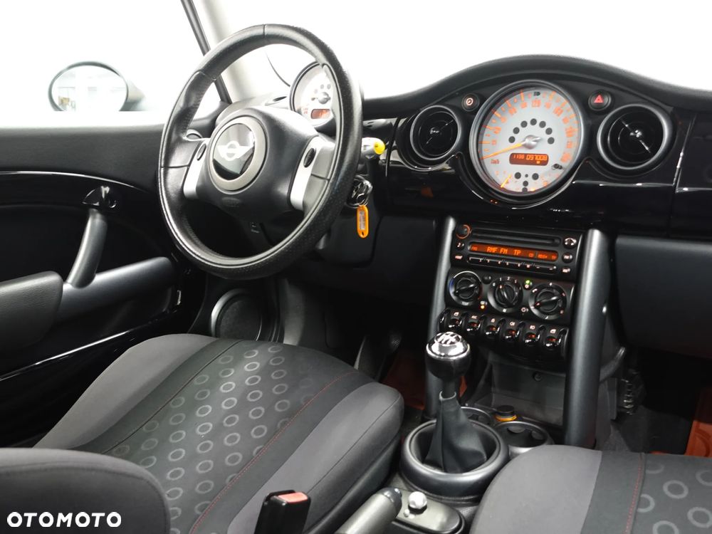 MINI ONE Seven - 30