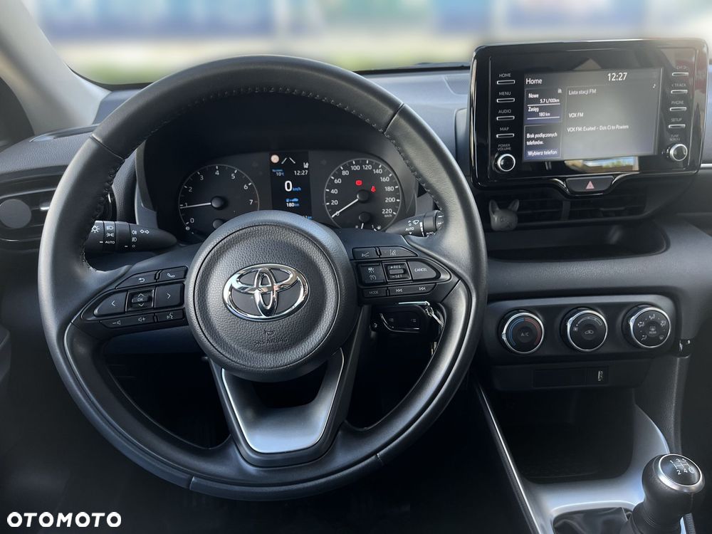 Toyota Yaris - 16