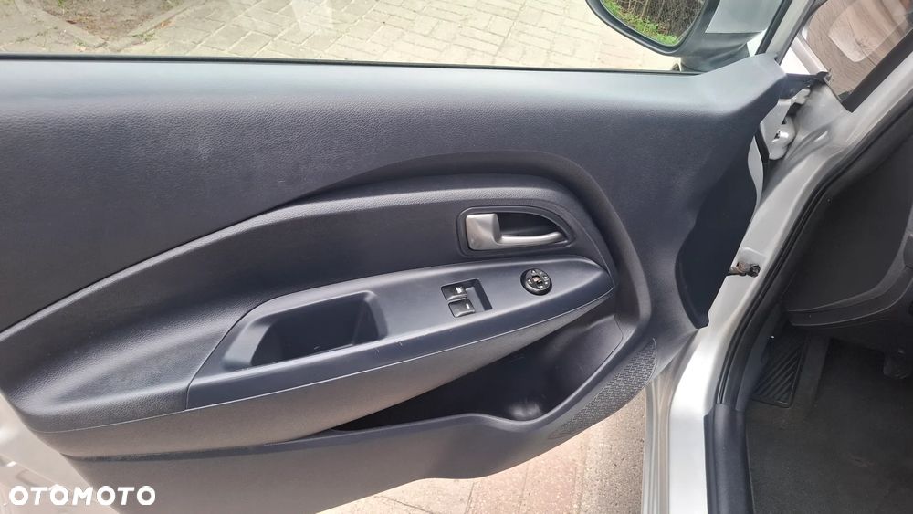 Kia Rio 1.2 Dream Team Edition - 10