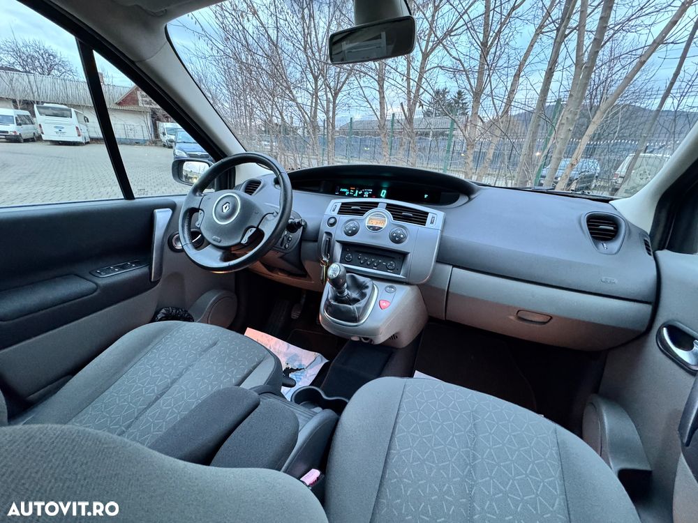 Renault Scenic II 1.6 Dynamique - 6