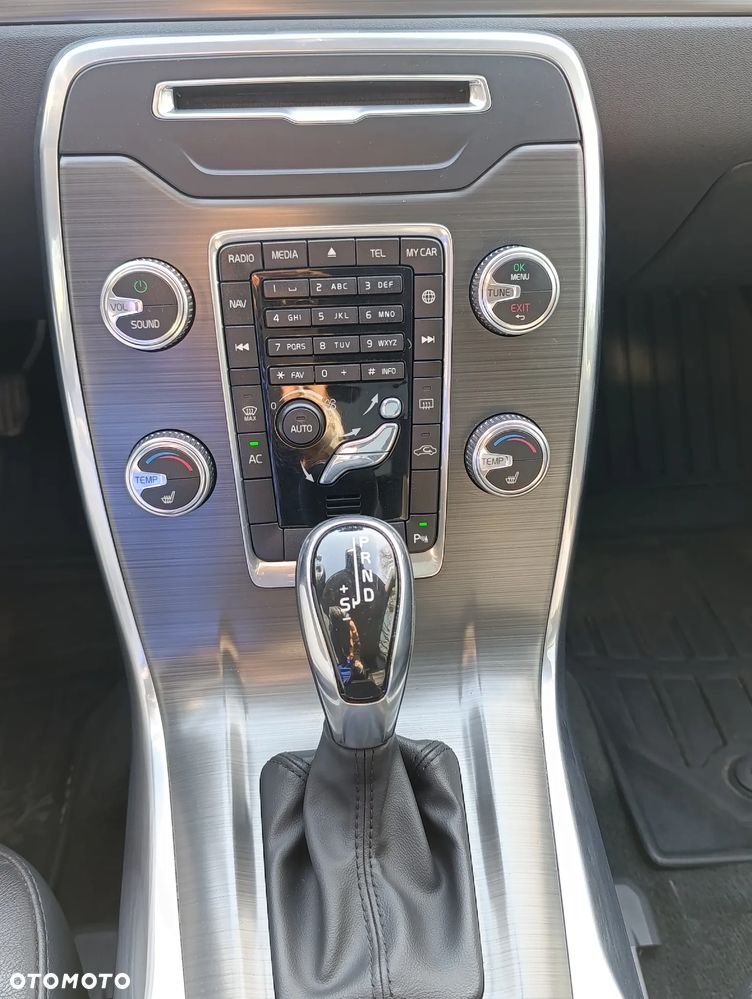 Volvo S80 D5 AWD Momentum - 13