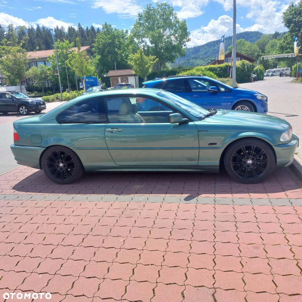 BMW Seria 3 320i - 3