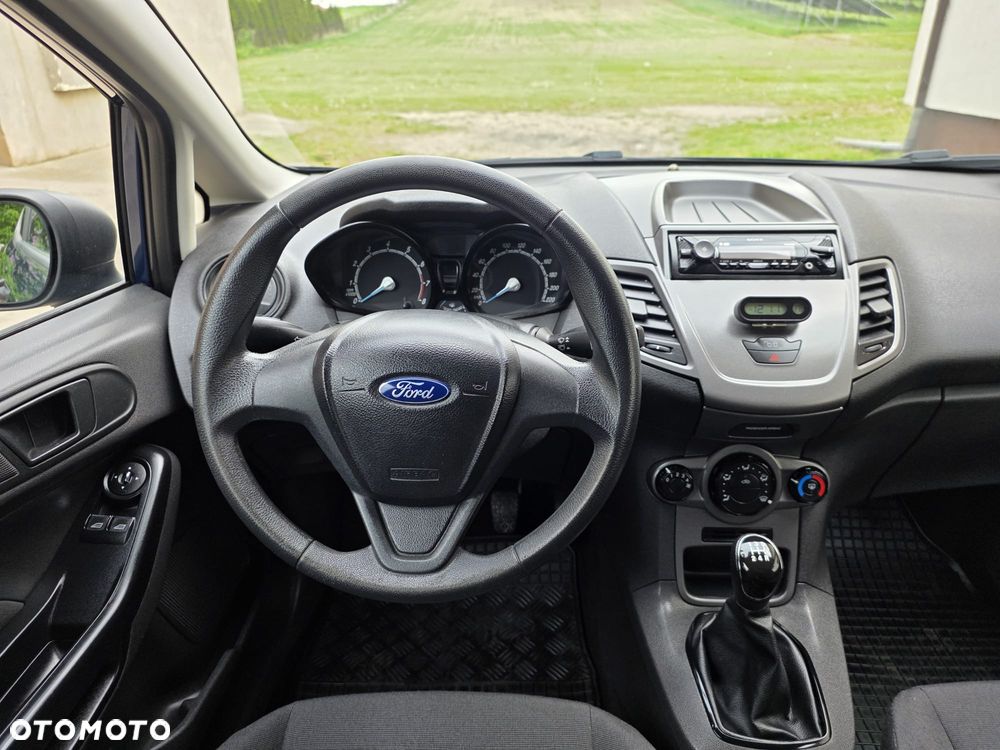 Ford Fiesta 1.25 Ambiente - 14
