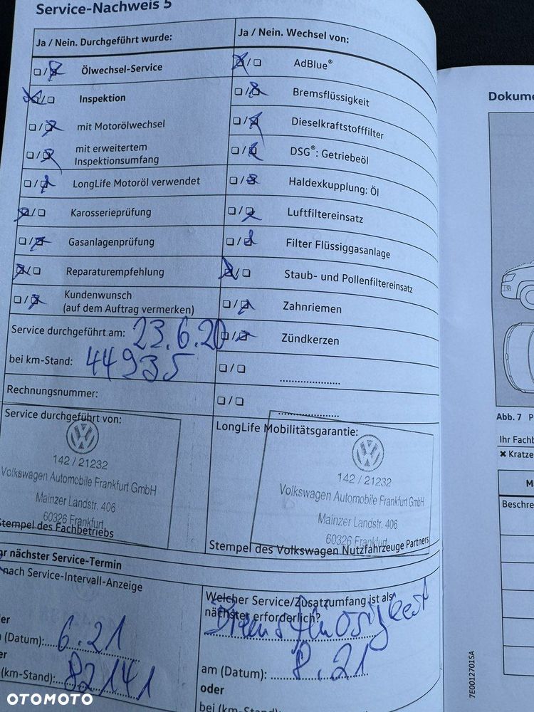 Volkswagen Multivan - 31