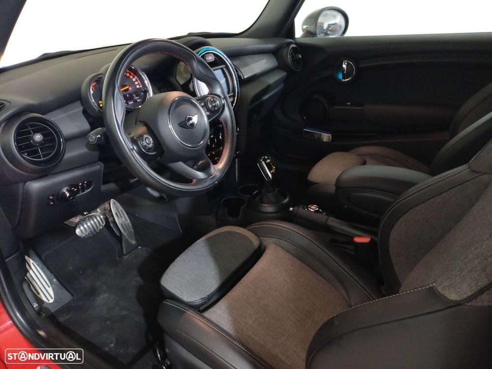 MINI 3 Portas Cooper Aut. JCW - 16
