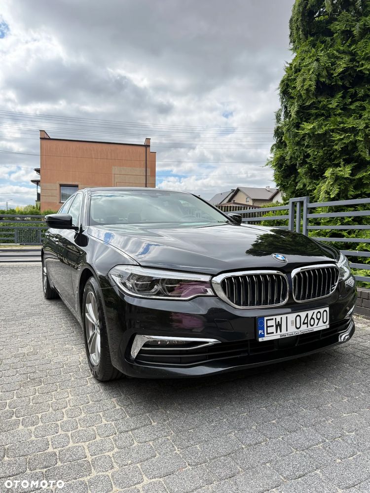 BMW Seria 5 525d Sport Line - 3