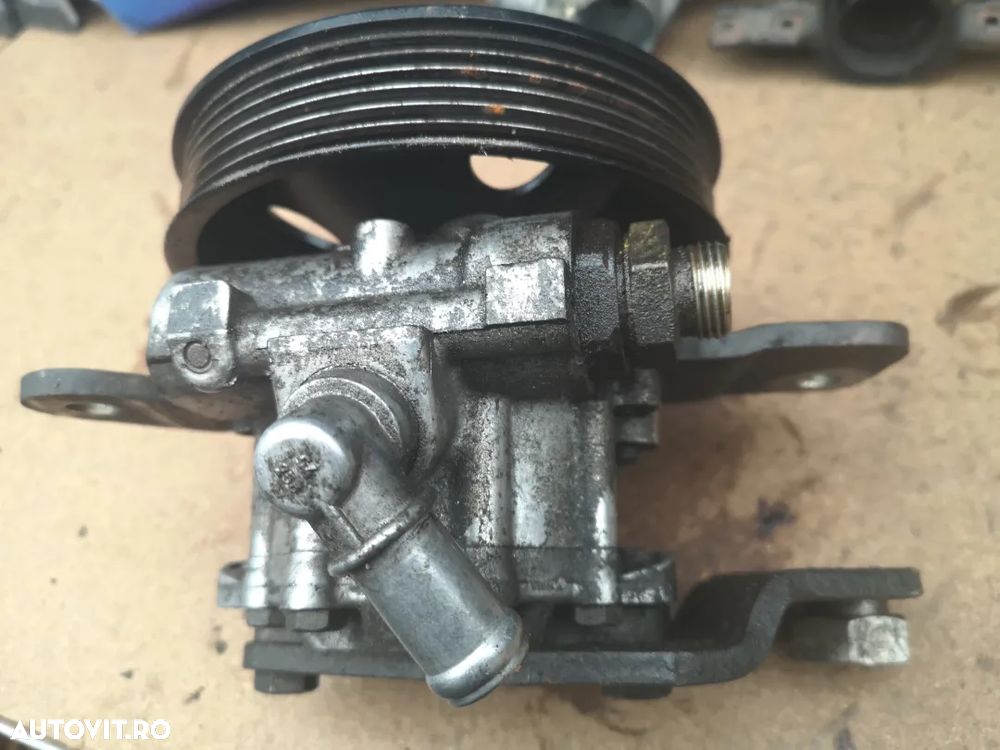 Pompă servo Nissan Atleon Cabstar 2002-2006 PIESE - 2