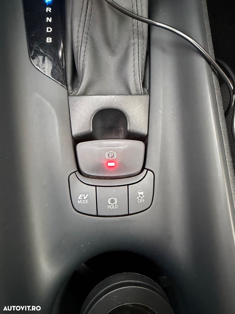 Toyota C-HR - 9