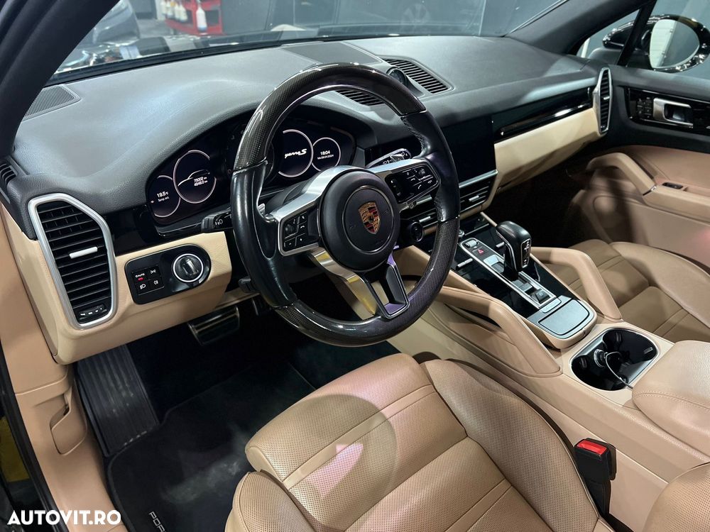 Porsche Cayenne S - 15
