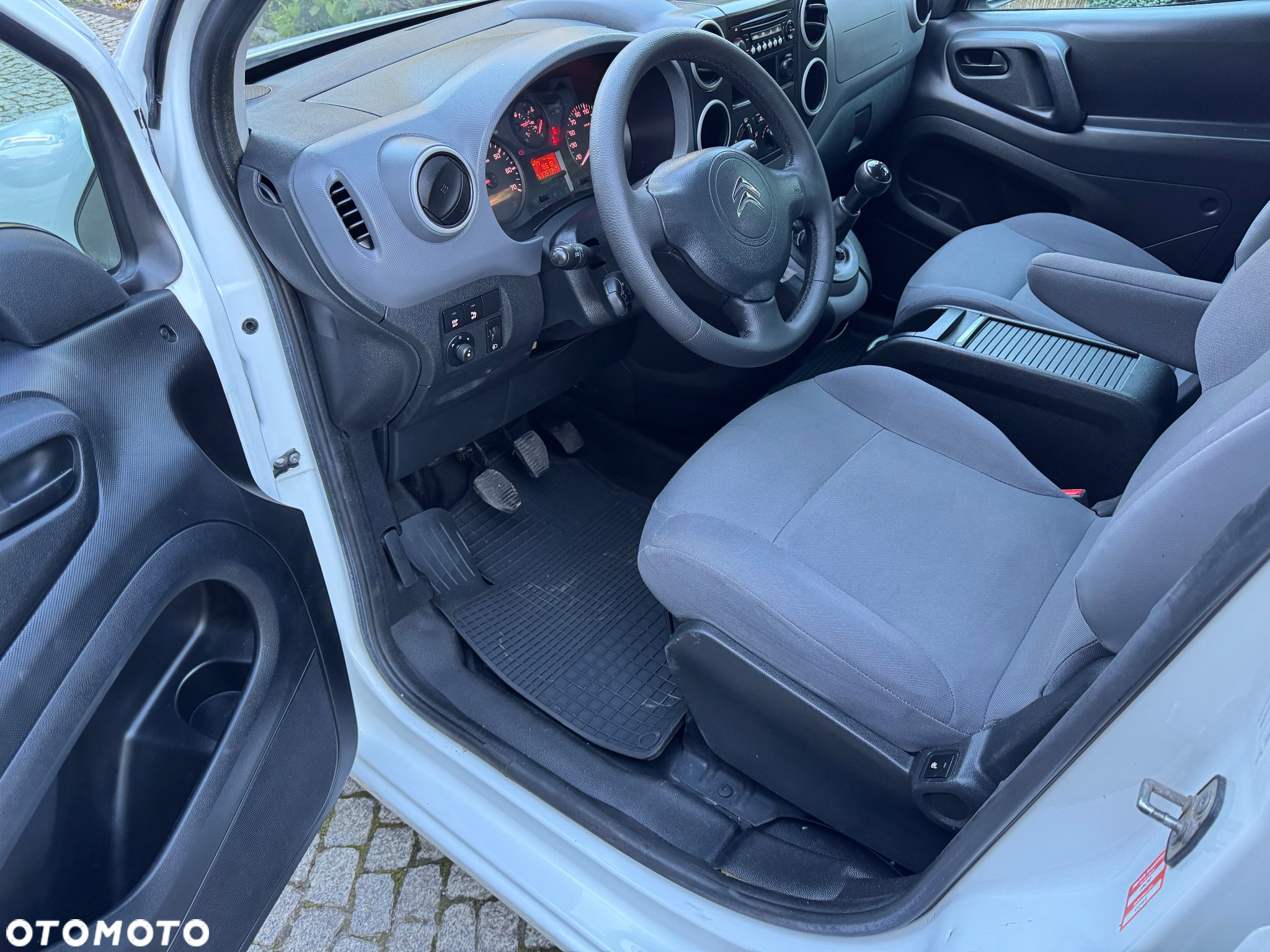 Citroën Berlingo 1.6 HDi Multispace - 15