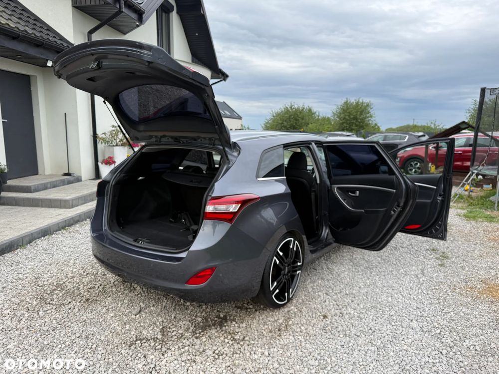 Hyundai i30 1.6 CRDi Premium - 22