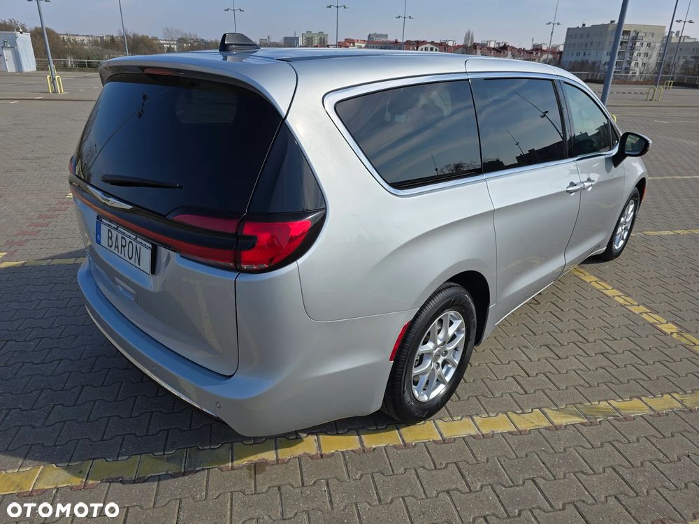 Chrysler Pacifica - 7