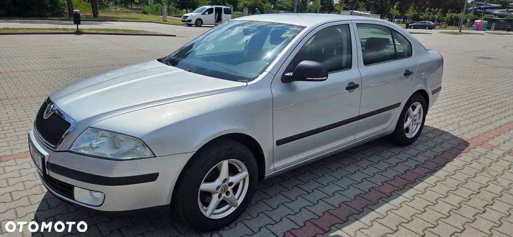 Skoda Octavia 1.6 Tour - 3