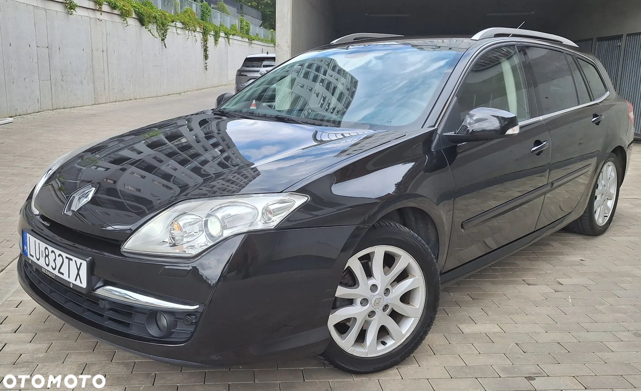 Renault Laguna 2.0 16V Turbo Initiale - 1