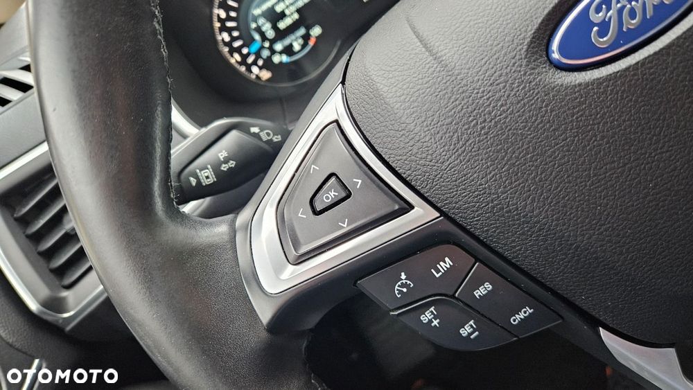 Ford S-Max 2.0 TDCi Titanium - 31