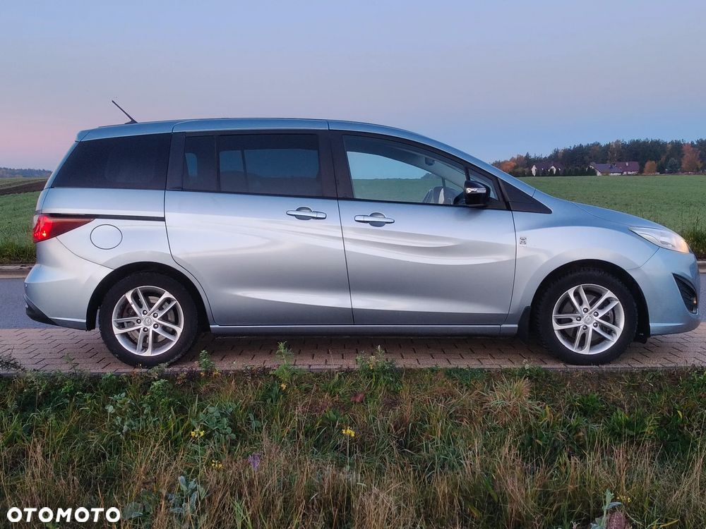 Mazda 5 - 11