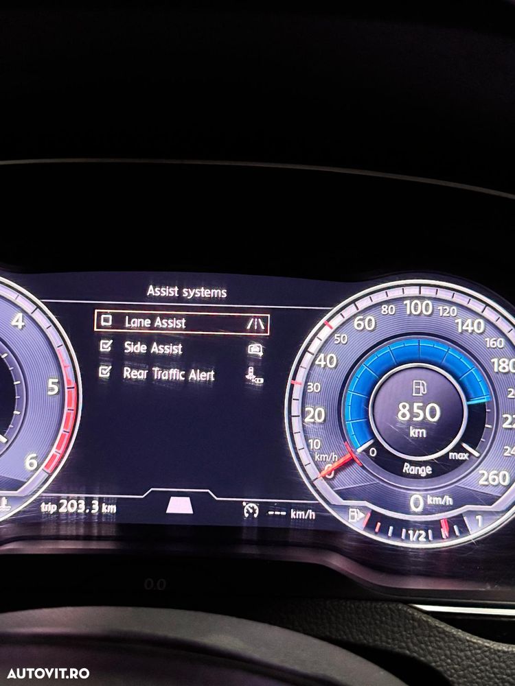 Volkswagen Passat - 9