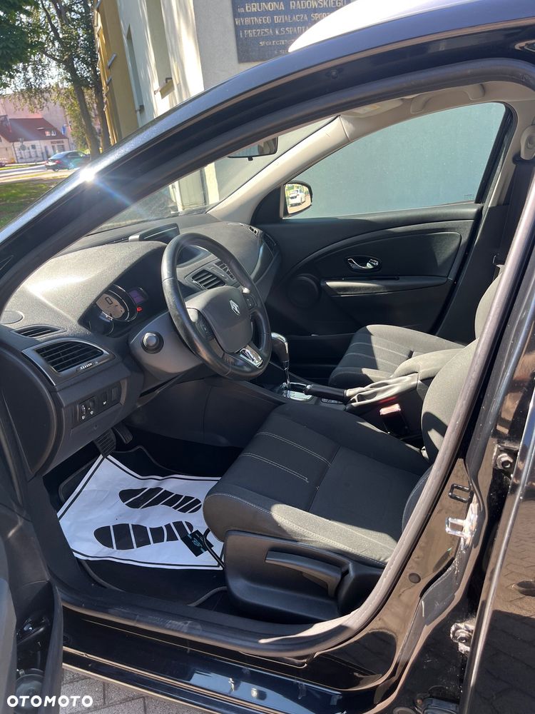 Renault Megane 1.5 dCi Exception EDC - 5