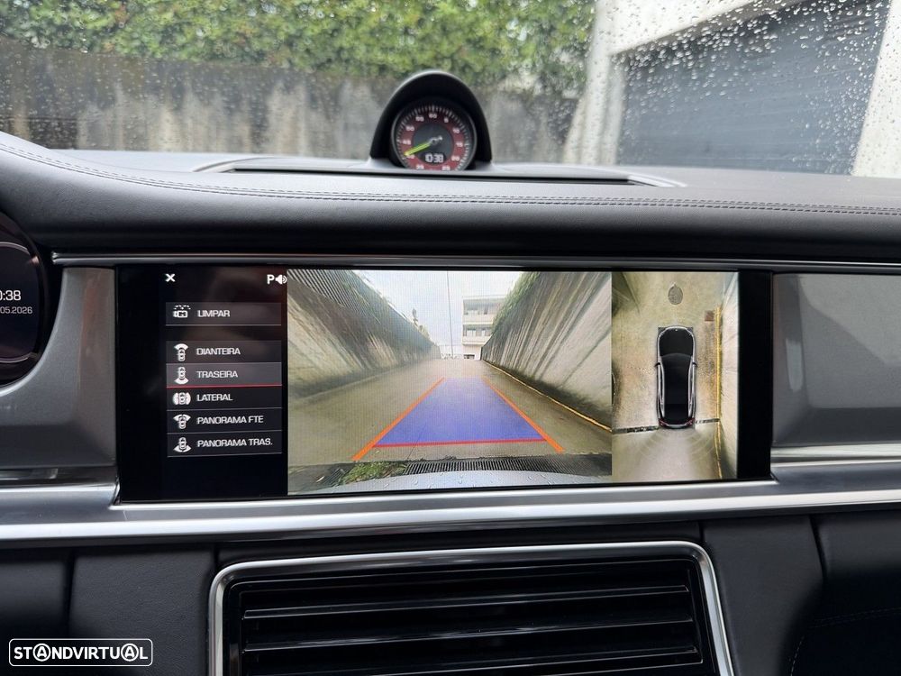 Porsche Panamera 4 E-Hybrid Platinum Edition - 14