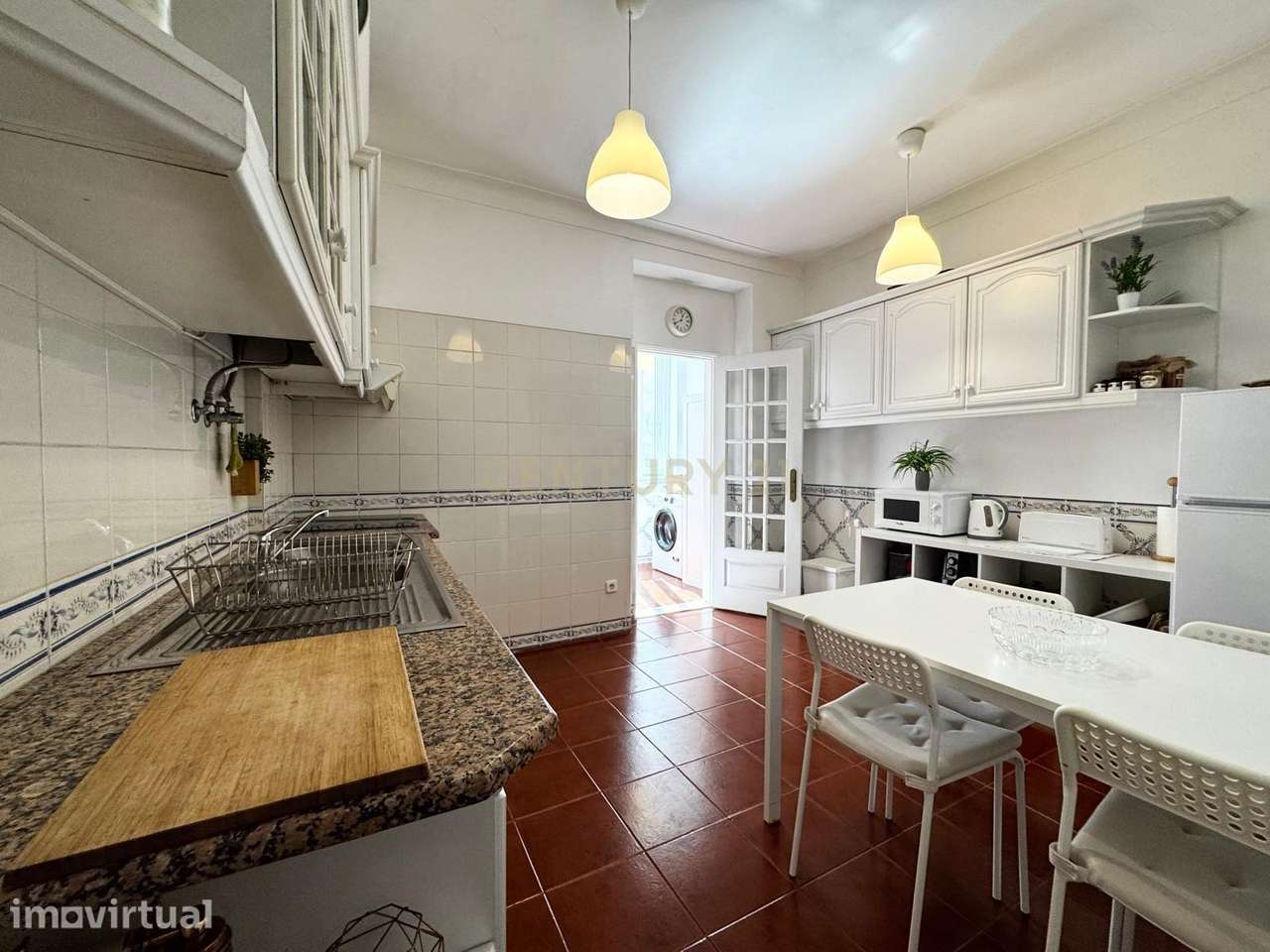 Oportunidade Única no Coração de Lisboa!  Apartamento Equipado e em Ex - Grande imagem: 2/13