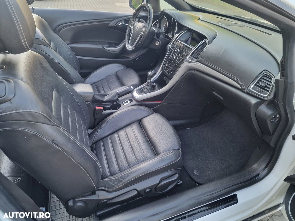 Opel Cascada 2.0 CDTI ECOFLEX Start/Stop Edition - 24