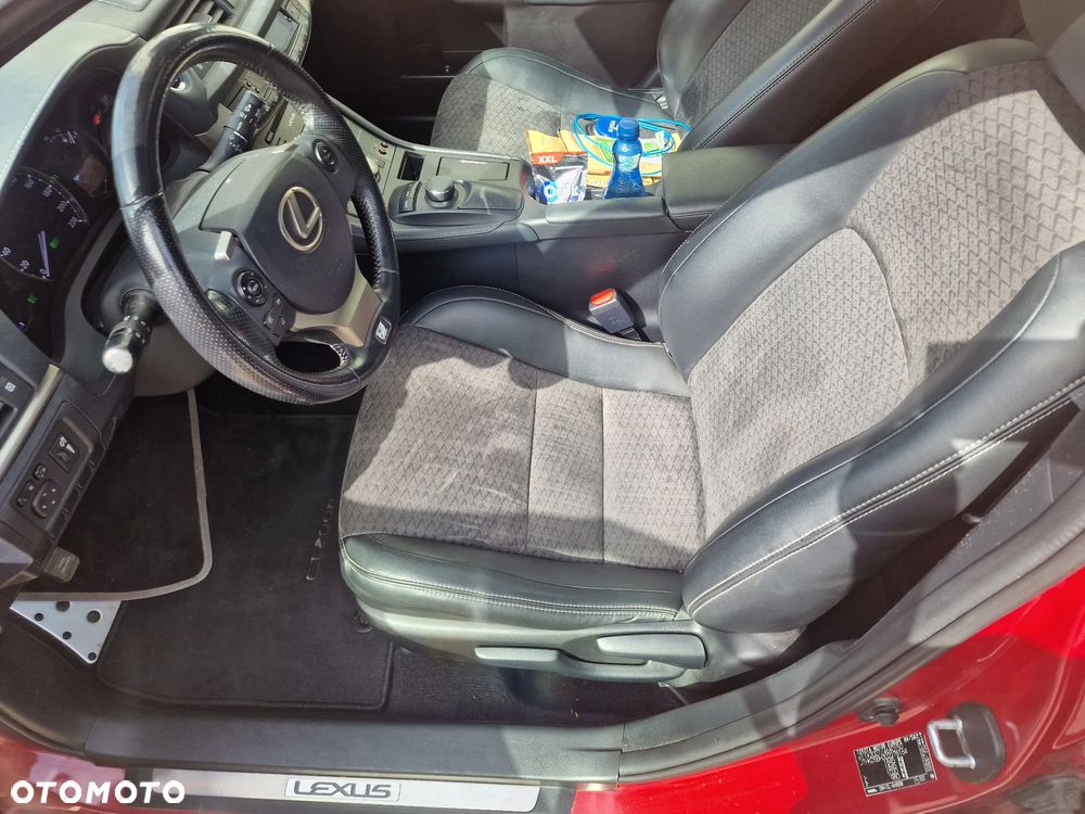 Lexus CT 200h F Sport - 3