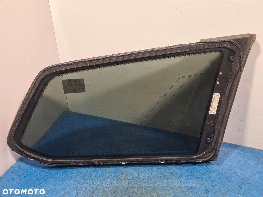 VOLKSWAGEN PASSAT B8 KOMBI SZYBA KAROSERYJNA TYŁ LEWA LI7F - 4