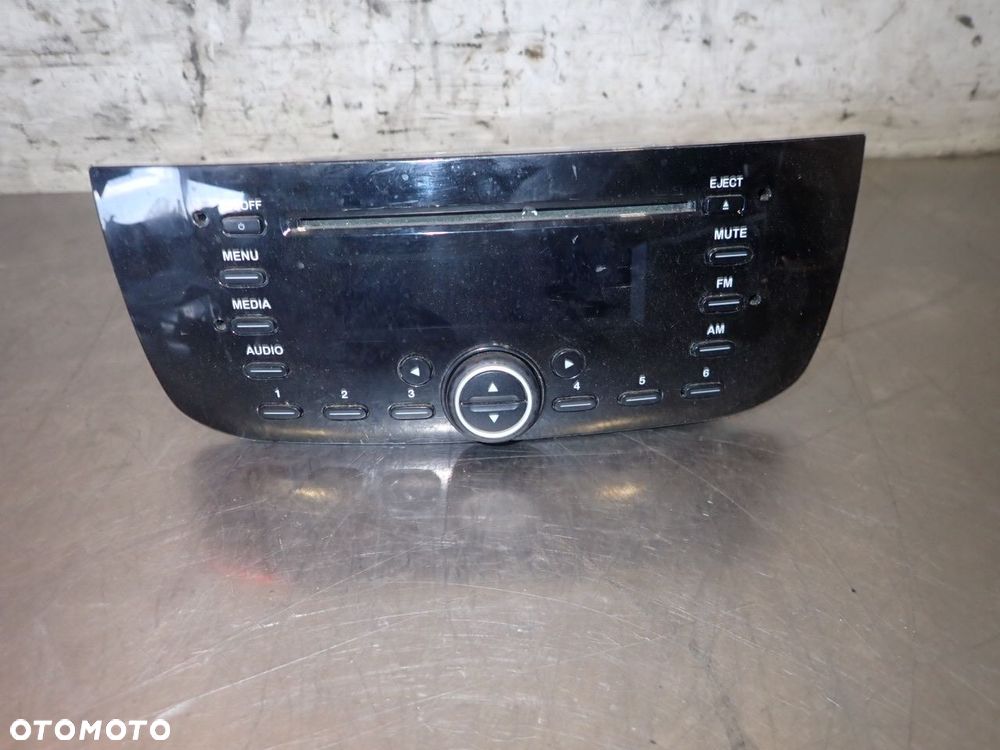 RADIO FIAT PUNTO 2012 1.3 M-JET - 1