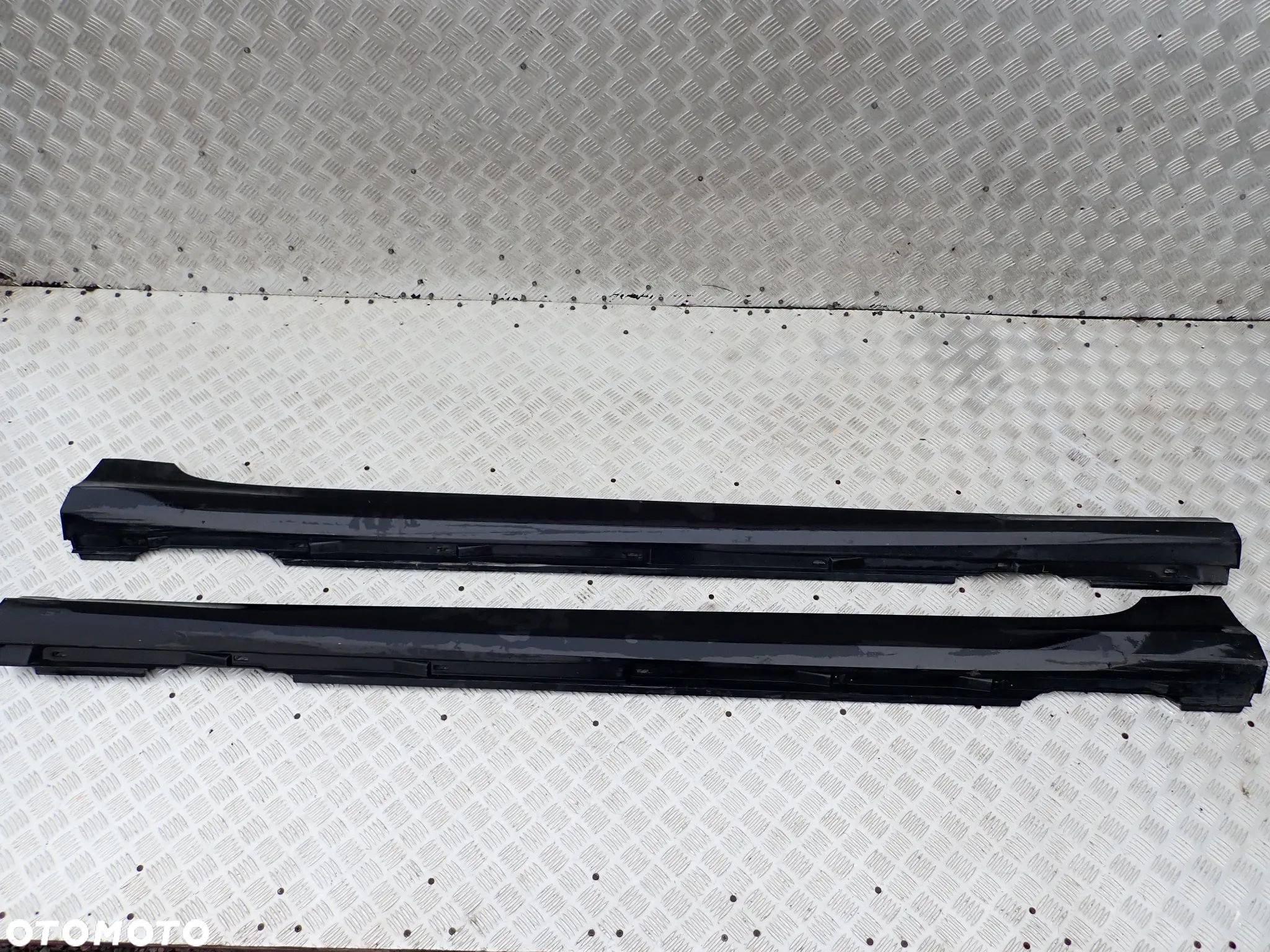PRÓG LISTWA PROGOWA LEWA / PRAWA AUDI A6 C8 S-LINE  4K0853856A / 4K0853855A - 1