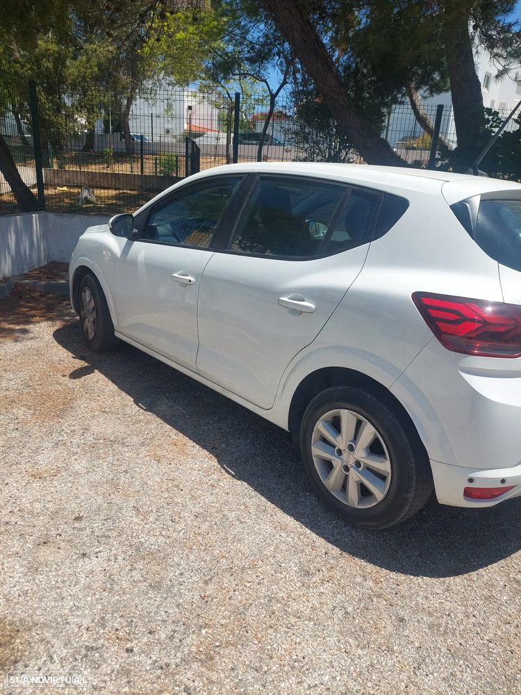 Dacia Sandero - 3