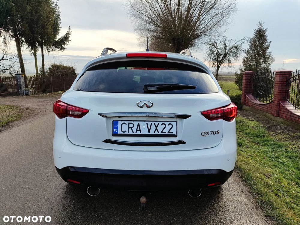 Infiniti QX70 3.0d S - 4
