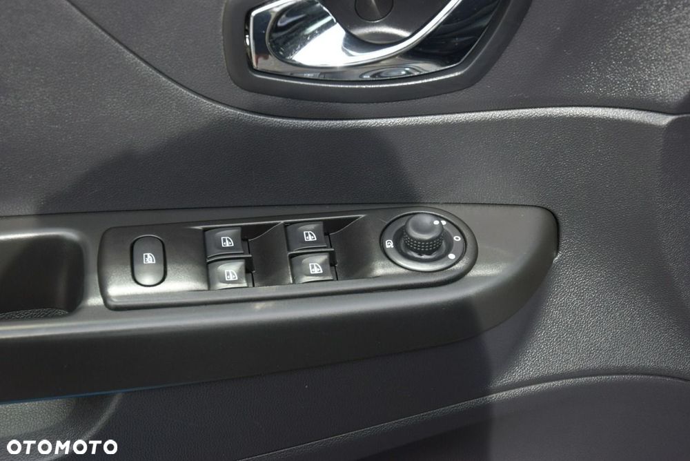 Renault Captur ENERGY TCe 120 Experience - 36
