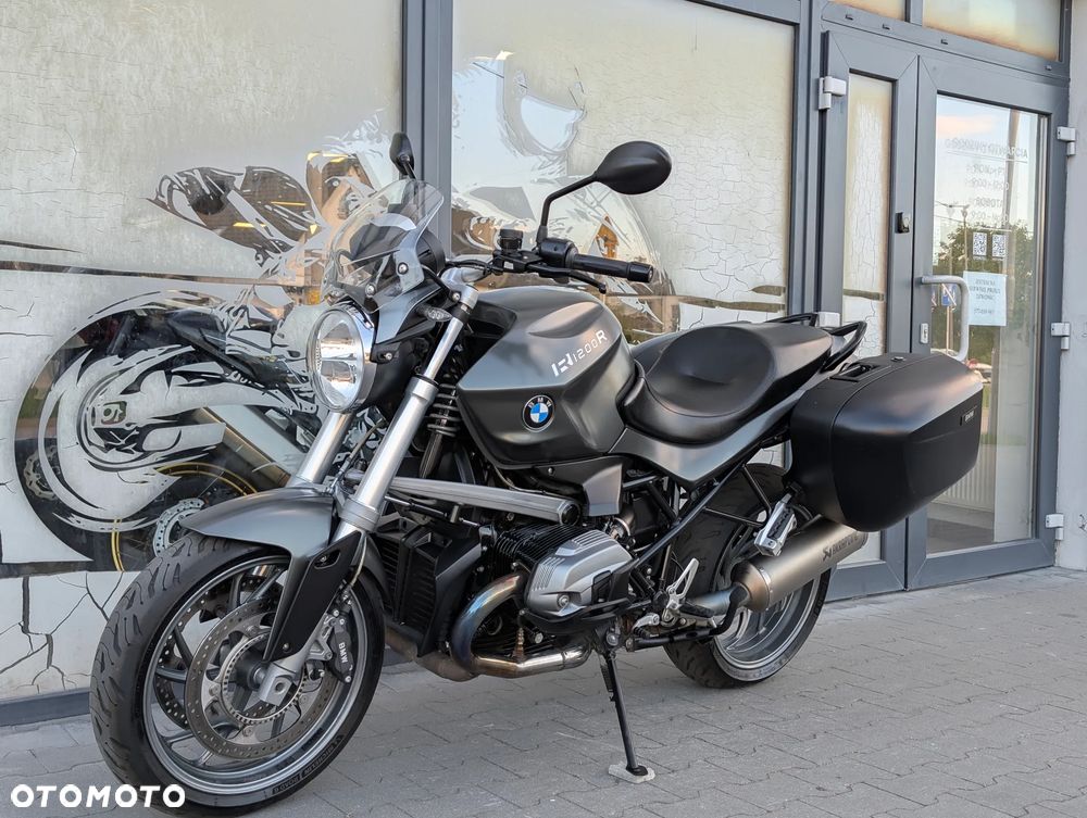 BMW R - 1