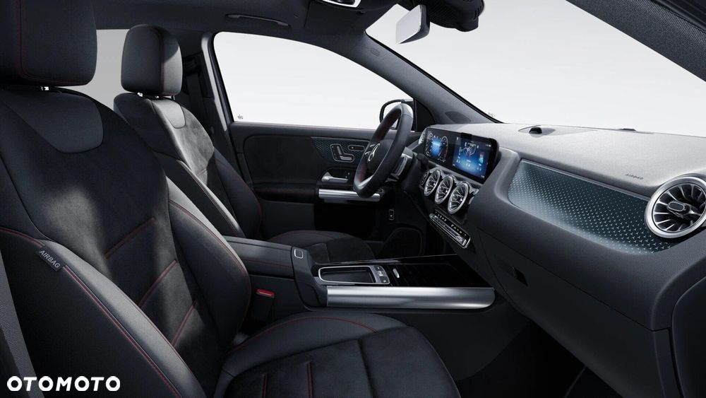 Mercedes-Benz GLA - 8
