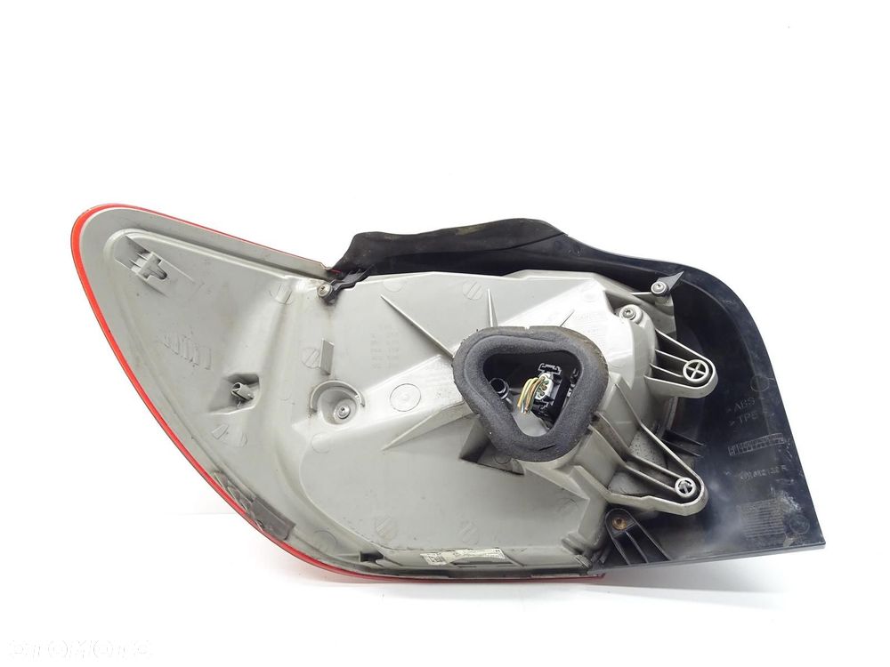 LAMPA PRAWA PRAWY TYŁ TYLNA A1769062400 MERCEDES W176 A-KLASA LED - 5