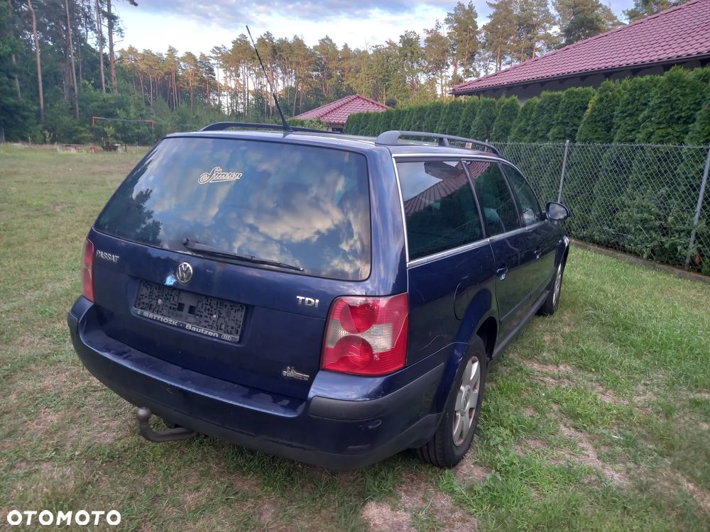 Volkswagen Passat - 3